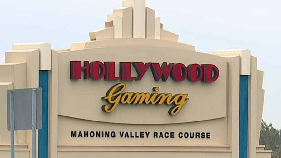Hollywood Gaming in Austintown, Ohio